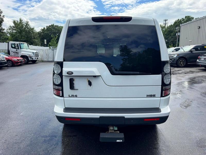 Photo 5 from auction – 2016 LAND ROVER LR4 with VIN SALAG2V64GA788447