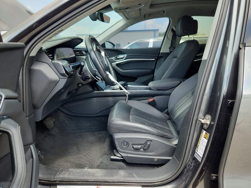 صورة رقم 7 من المزاد - 2021 AUDI E-TRON مع VIN WA11AAGE7MB010103