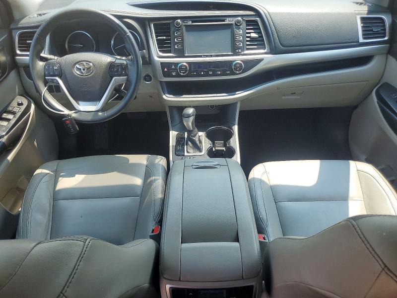 Photo 8 from auction – 2016 TOYOTA HIGHLANDER with VIN 5TDKKRFH8GS504713