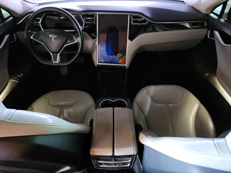 Zdjęcie 8 z aukcji – 2012 TESLA MODEL S z VIN 5YJSA1DN2CFP01324