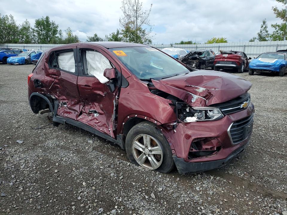 Photo 4 from auction – 2017 CHEVROLET TRAX with VIN 3GNCJNSB3HL151474