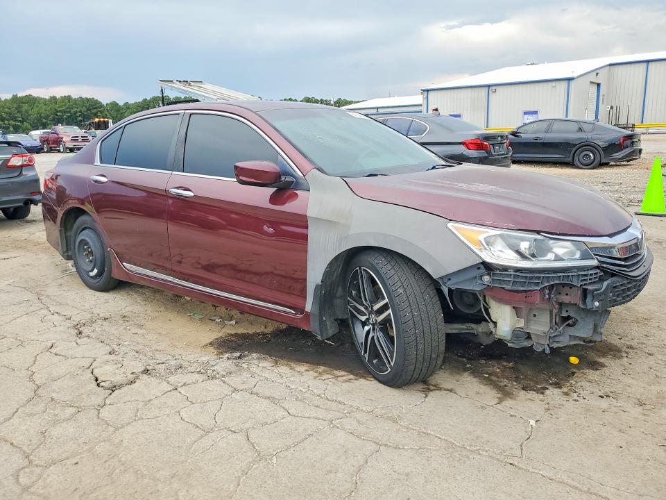 Photo 4 from auction – 2016 HONDA ACCORD with VIN 1HGCR2F54GA240210