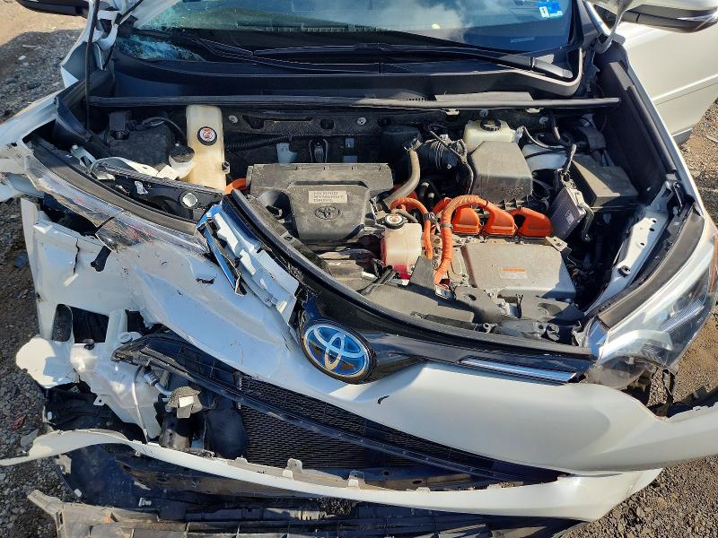 Photo 12 from auction – 2018 TOYOTA RAV4 HV with VIN JTMDJREV7JD215537