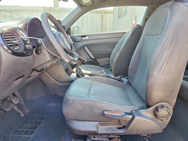 Photo 7 from auction – 2012 VOLKSWAGEN BEETLE with VIN 3VWAP7AT5CM648532