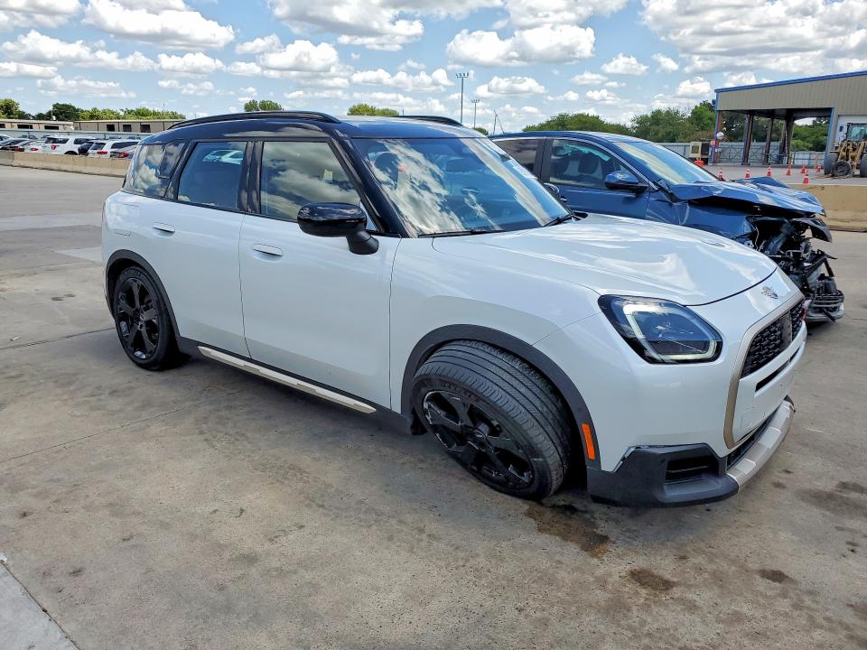 Photo 4 from auction – 2026 MINI COUNTRYMAN with VIN WMZ23GA08T7U57464
