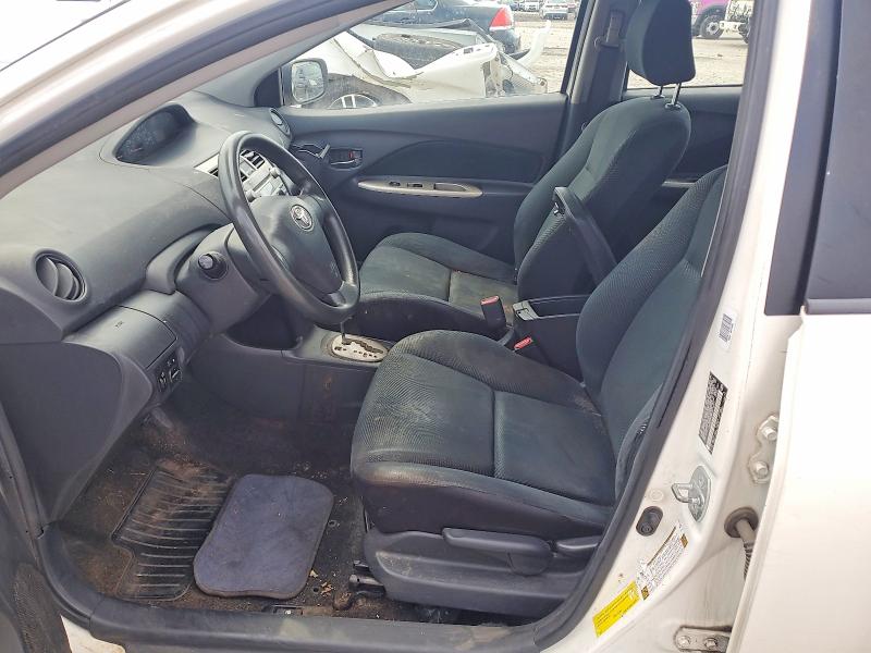 Photo 7 from auction – 2010 TOYOTA YARIS with VIN JTDBT4K38A4074209
