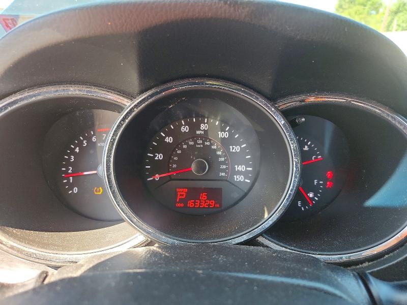 Photo 9 from auction – 2012 KIA SORENTO with VIN 5XYKT4A19CG215728