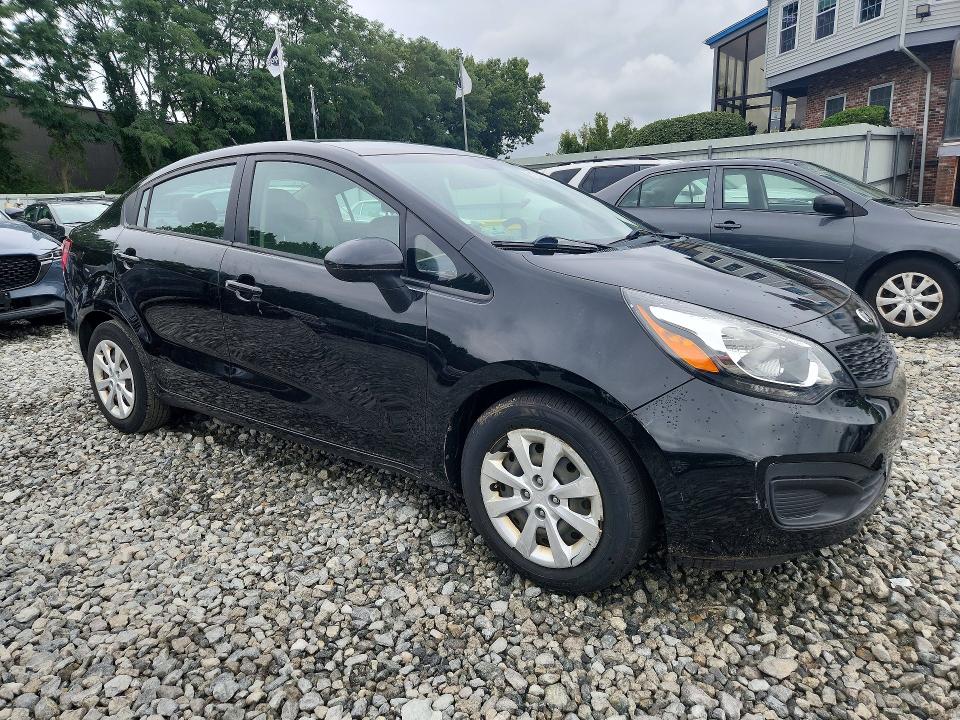 Photo 4 from auction – 2015 KIA RIO with VIN KNADM4A31F6528767