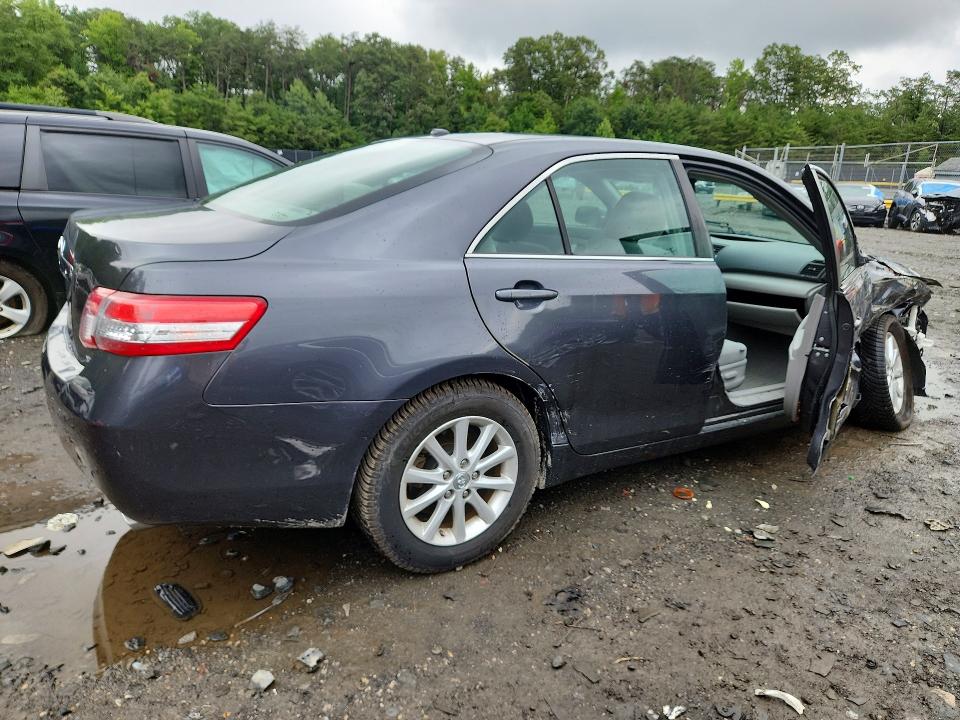 Photo 3 from auction – 2011 TOYOTA CAMRY with VIN 4T1BF3EK2BU664746