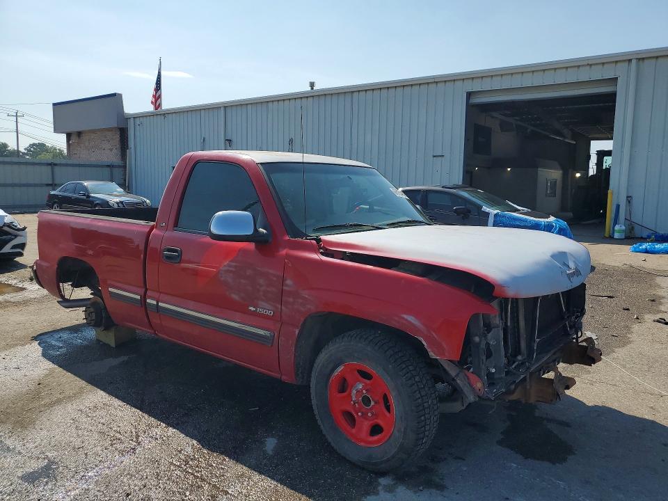 Photo 4 from auction – 2002 CHEVROLET SILVERADO with VIN 1GCEC14T32Z322461