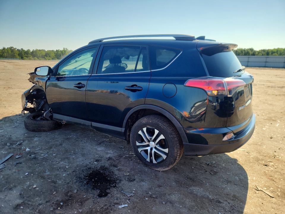 Снимка 2 от търг – 2018 TOYOTA RAV4 с VIN 2T3BFREV1JW810136
