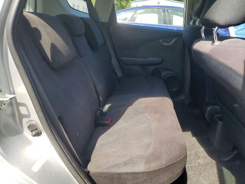 Photo 11 from auction – 2011 HONDA FIT with VIN JHMGE8H56BC000339