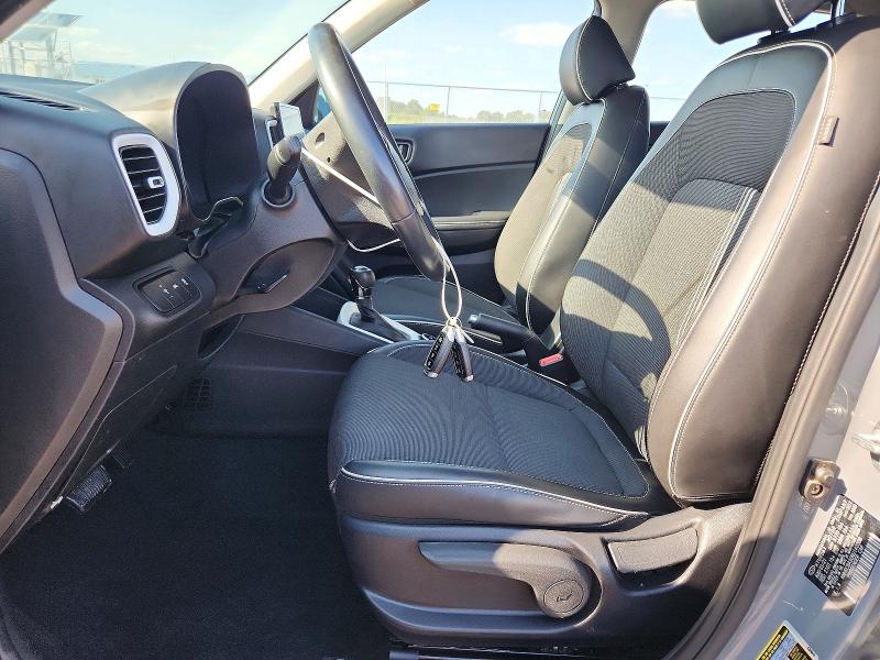 Photo 7 from auction – 2022 HYUNDAI VENUE with VIN KMHRC8A30NU140308