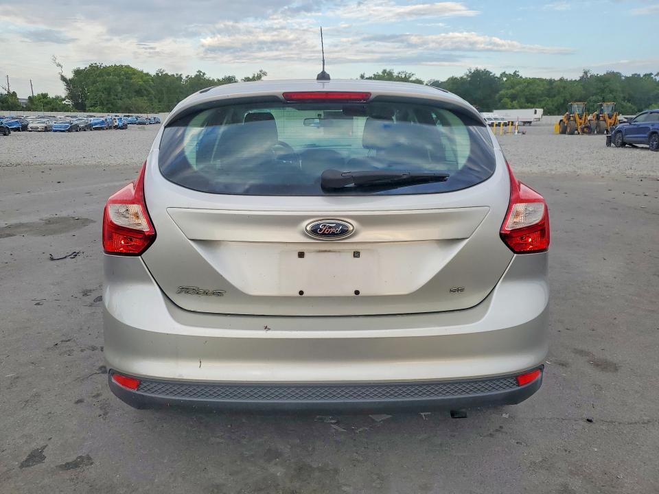 Photo 6 from auction – 2012 FORD FOCUS with VIN 1FAHP3K22CL204841