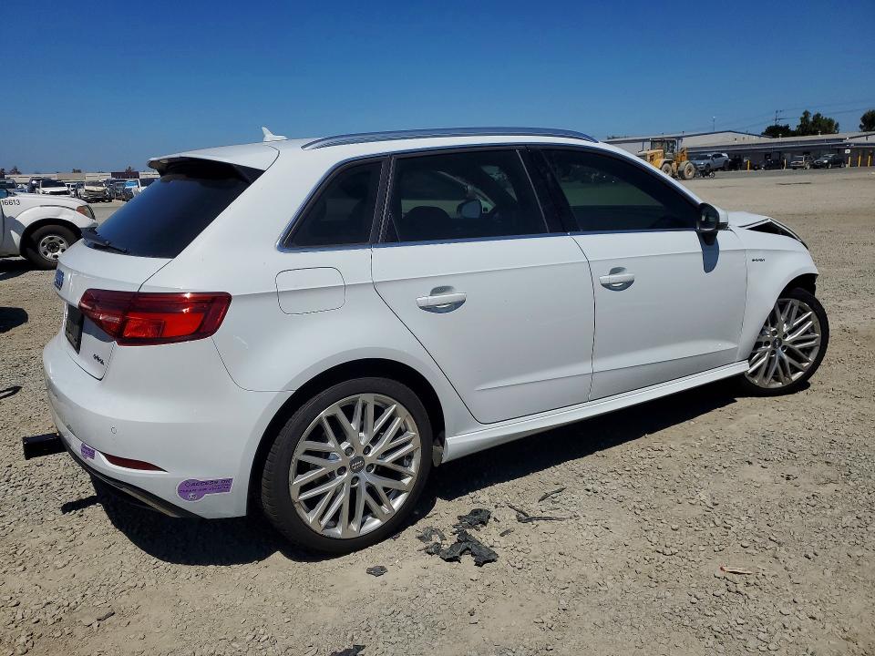 Photo 3 from auction – 2018 AUDI A3 with VIN WAUTPBFF0JA065293