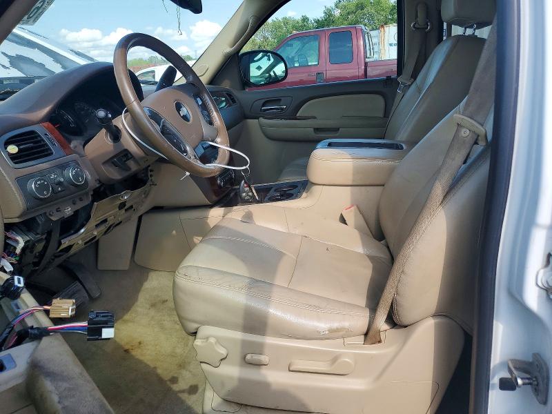 Photo 7 from auction – 2009 CHEVROLET SUBURBAN with VIN 1GNFK26309R165970