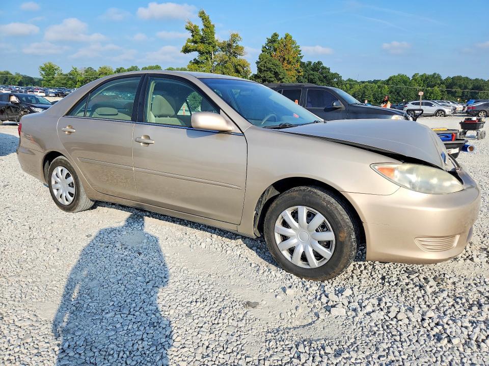 Photo 4 from auction – 2005 TOYOTA CAMRY with VIN 4T1BE32K15U057961