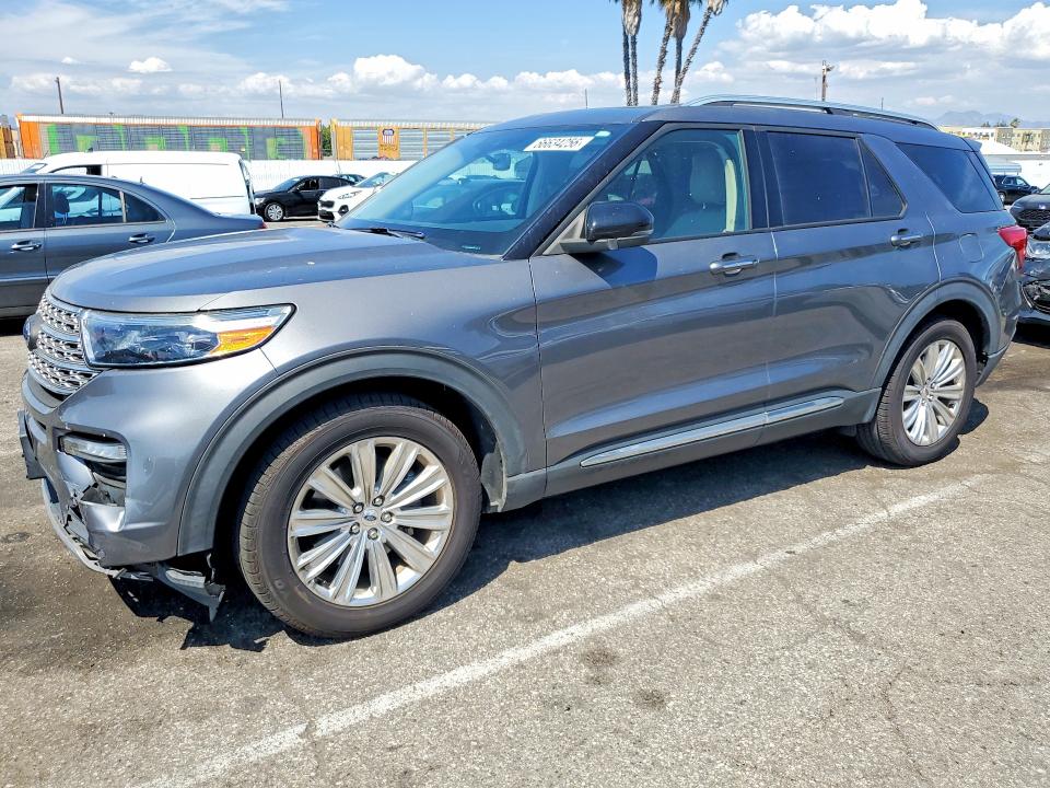 FORD EXPLORER 2021 مع رقم تعريف المركبة 1FM5K7FW2MNA11610 - صورة من المزاد
