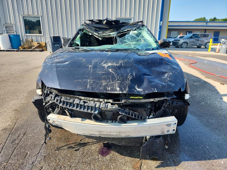 Photo 5 from auction – 2017 NISSAN MAXIMA with VIN 1N4AA6AP0HC431454