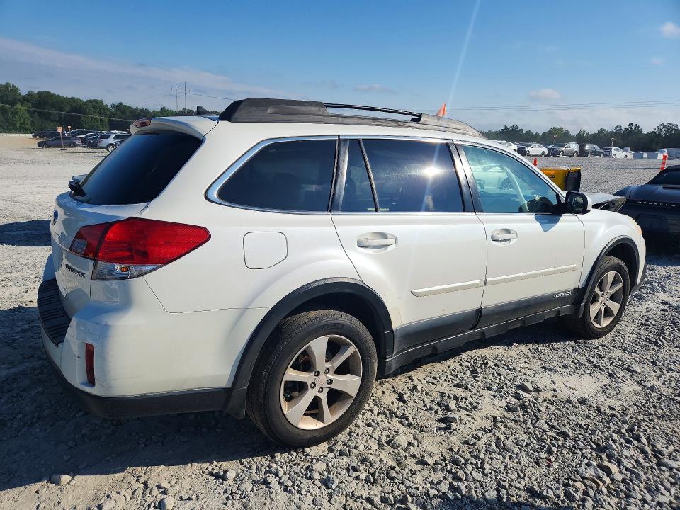 Photo 3 from auction – 2014 SUBARU OUTBACK with VIN 4S4BRCDC4E3254980