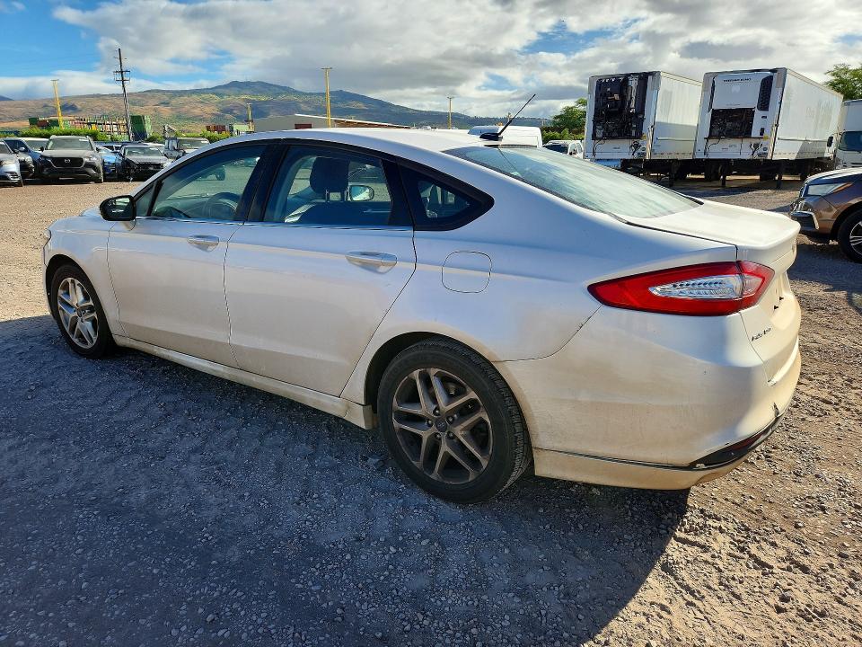 Photo 2 from auction – 2013 FORD FUSION with VIN 3FA6P0H79DR297451