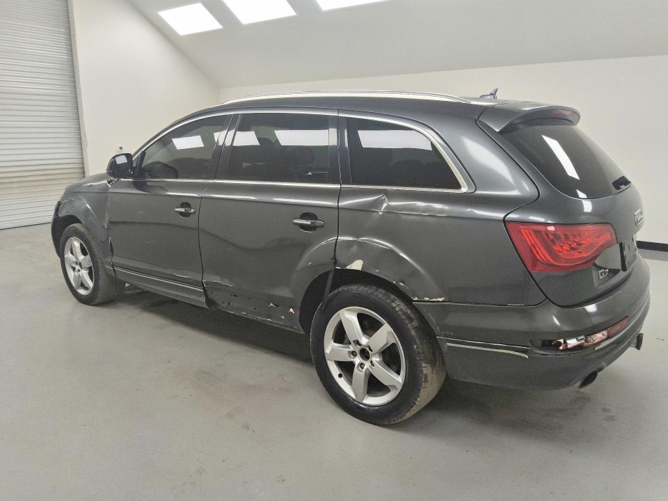 Photo 2 from auction – 2015 AUDI Q7 with VIN WA1LGAFEXFD016963