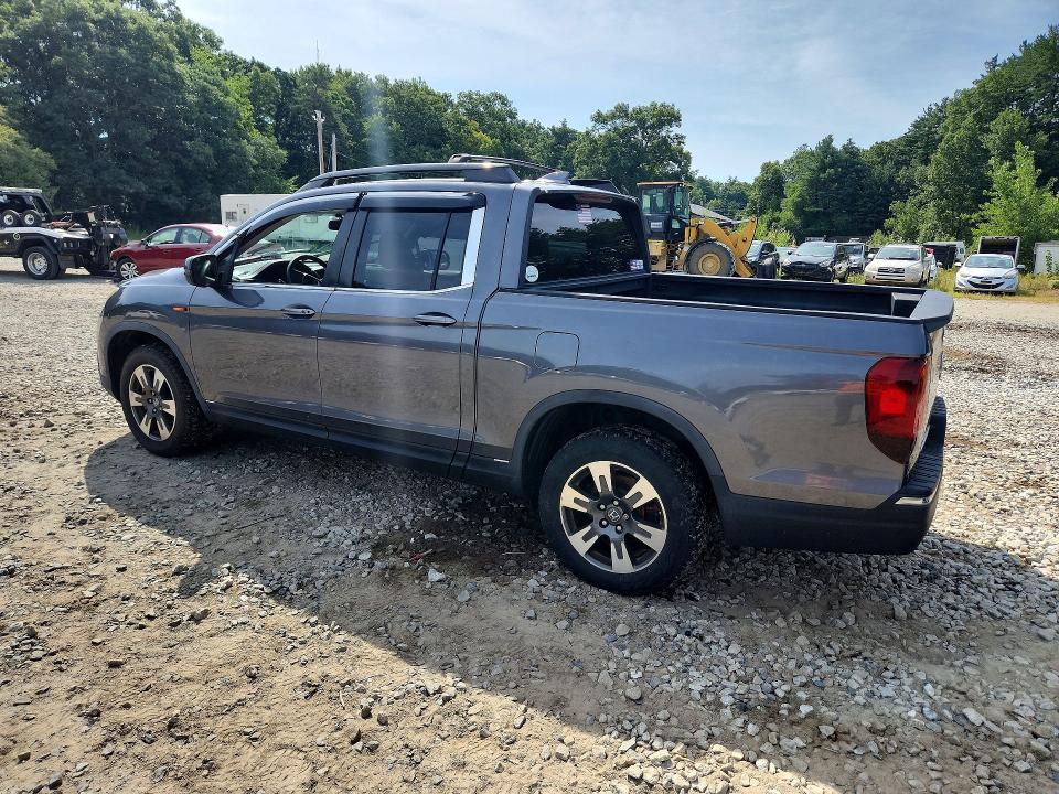 Photo 2 from auction – 2017 HONDA RIDGELINE with VIN 5FPYK3F60HB007013