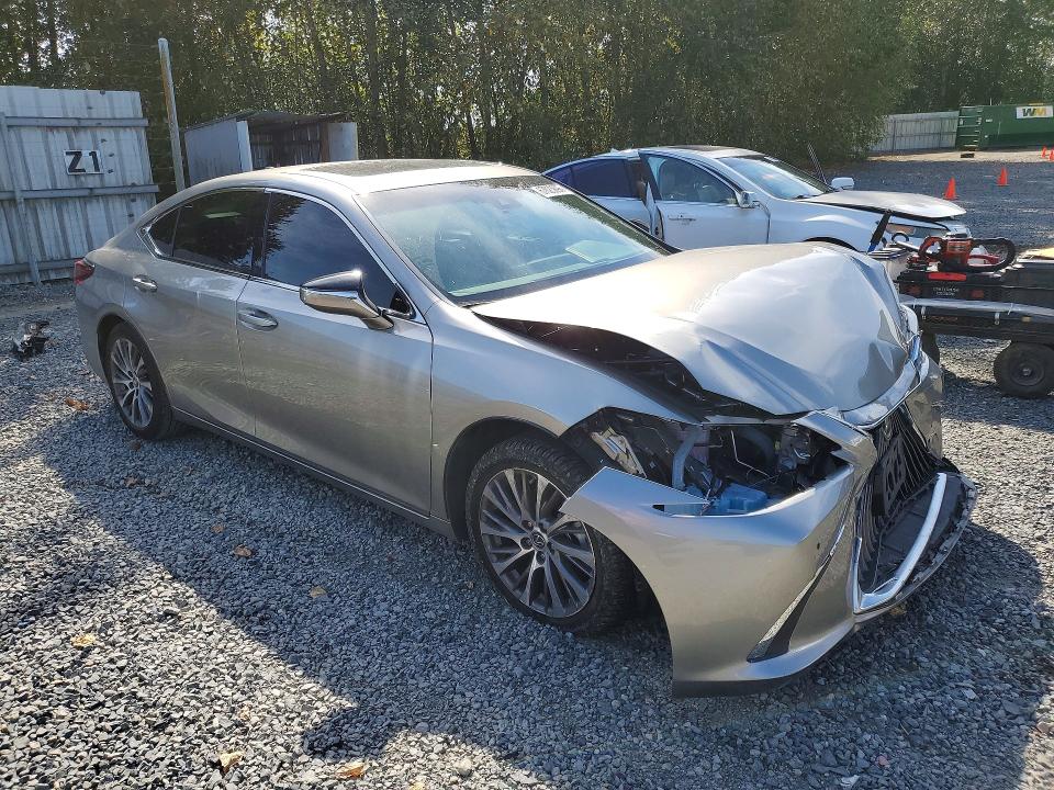 Photo 4 from auction – 2020 LEXUS ES with VIN 58ADZ1B14LU066555