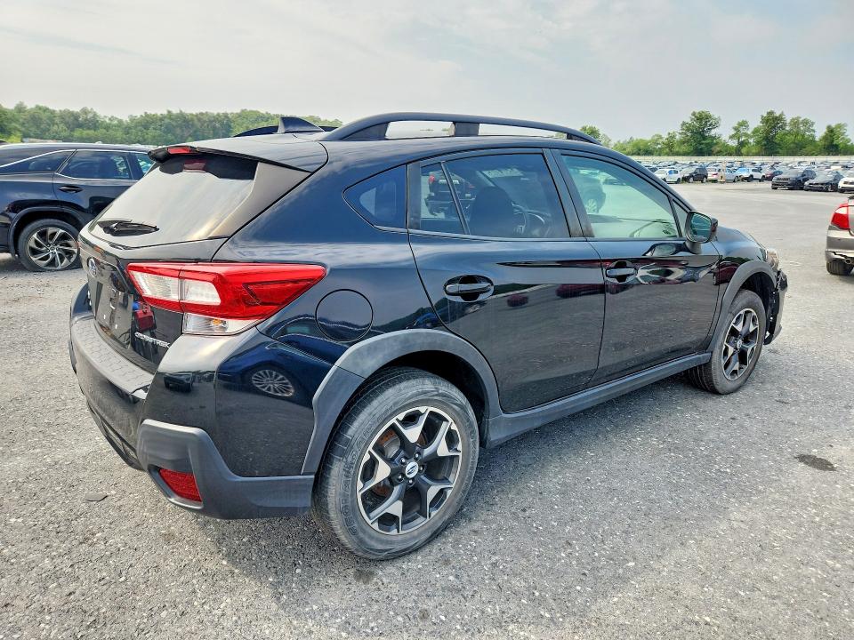 Photo 3 from auction – 2018 SUBARU CROSSTREK with VIN JF2GTACC1J8203601