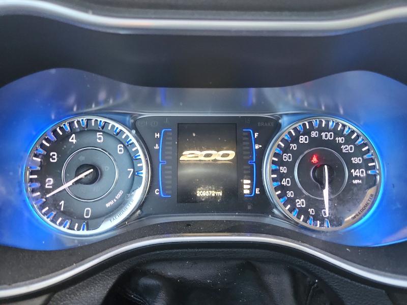 Photo 9 from auction – 2016 CHRYSLER 200 with VIN 1C3CCCAB9GN102954