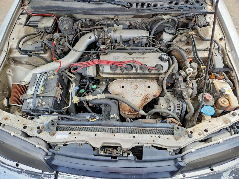 Photo 11 from auction – 1996 HONDA ACCORD with VIN 1HGCD5658TA178661