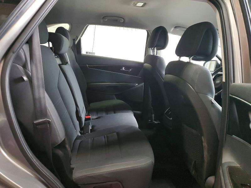 Photo 10 from auction – 2016 KIA SORENTO with VIN 5XYPGDA58GG150924