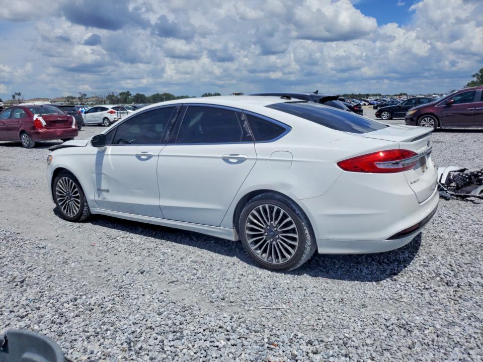 Photo 2 from auction – 2017 FORD FUSION with VIN 3FA6P0RU6HR314684