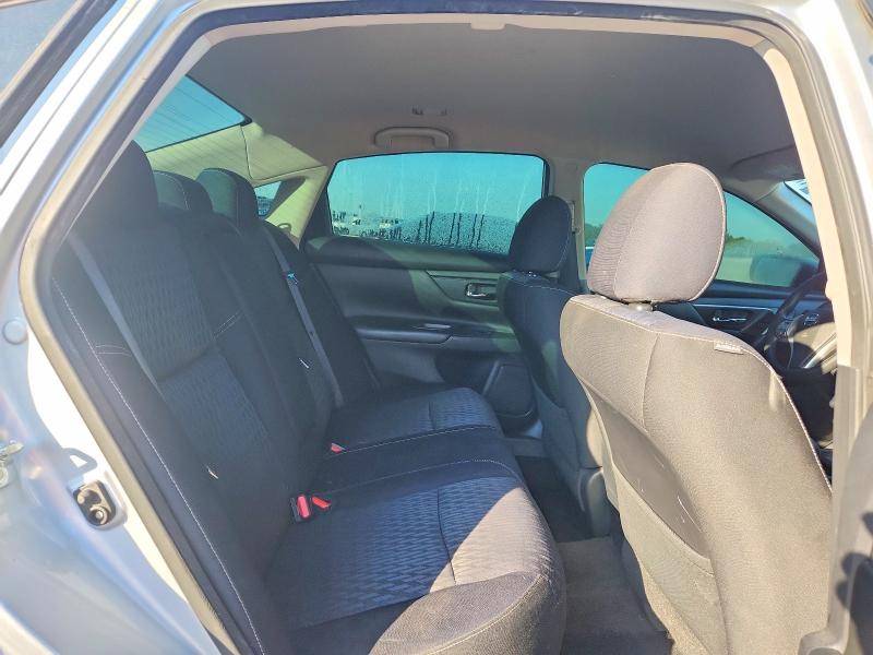 Photo 10 from auction – 2017 NISSAN ALTIMA with VIN 1N4AL3AP4HC229449