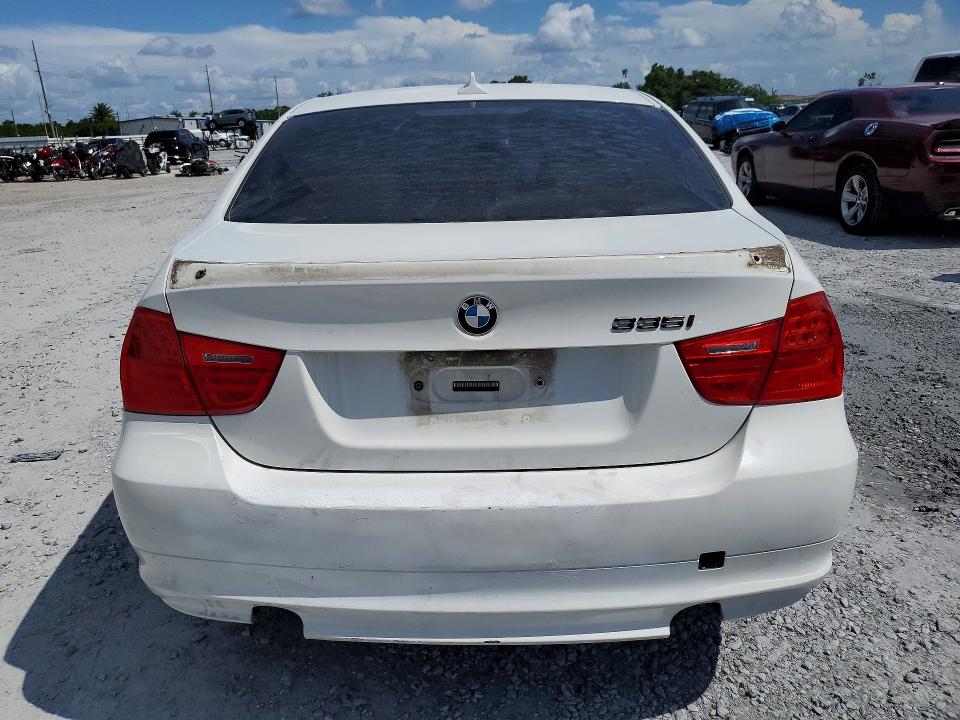 Photo 6 from auction – 2011 BMW 335 with VIN WBAPM5C50BE577489