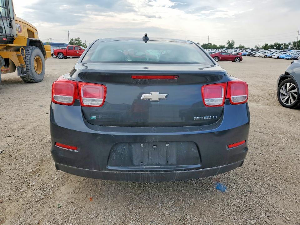Photo 6 from auction – 2015 CHEVROLET MALIBU with VIN 1G11D5SL9FF154007