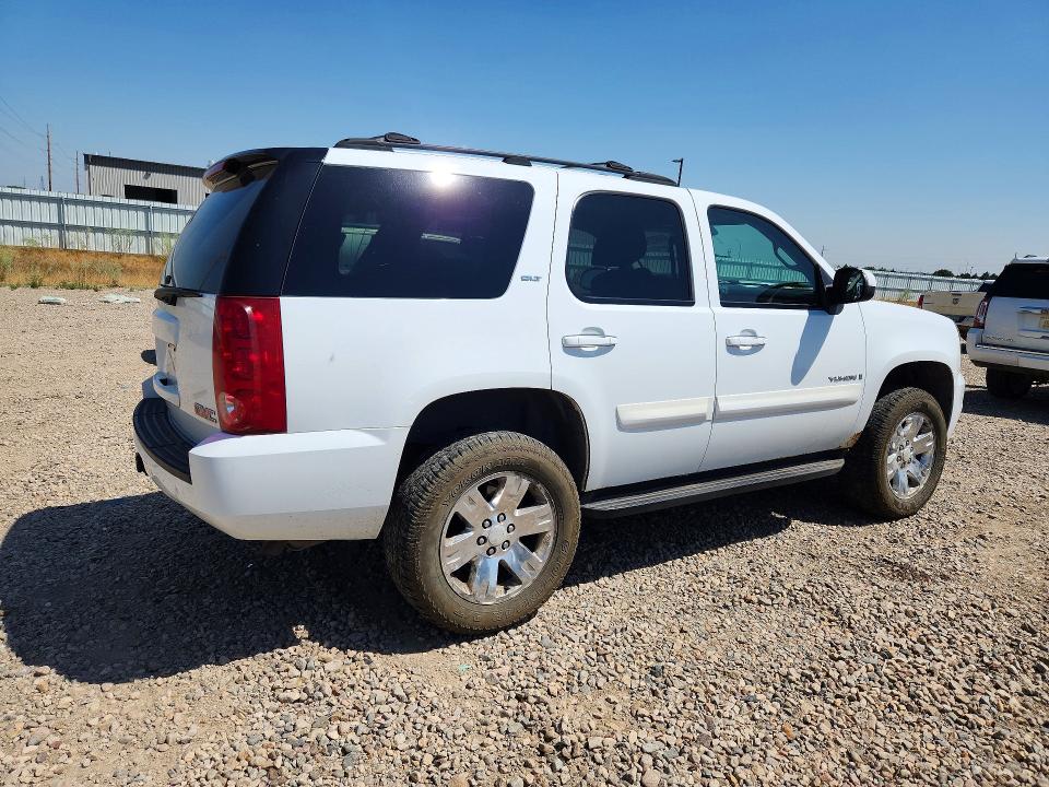Photo 3 from auction – 2007 GMC YUKON with VIN 1GKFK13047J111990