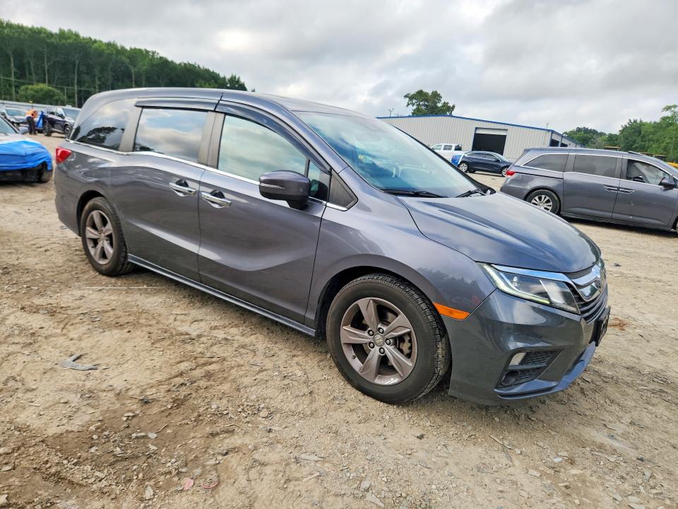Photo 4 from auction – 2018 HONDA ODYSSEY with VIN 5FNRL6H78JB070853