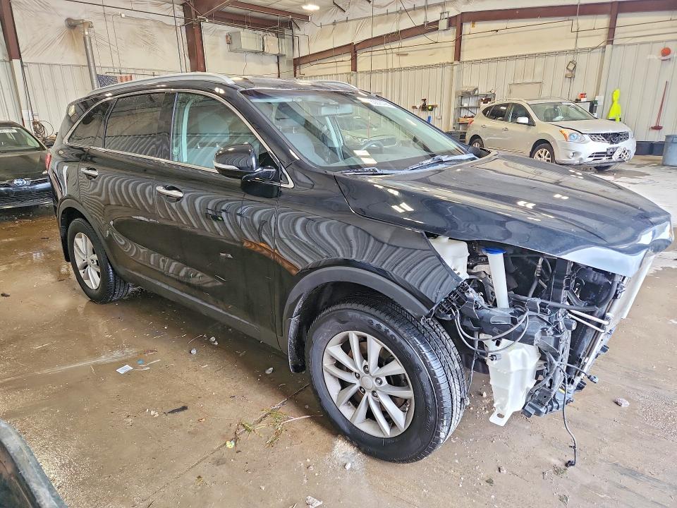 Photo 4 from auction – 2018 KIA SORENTO with VIN 5XYPG4A35JG359222