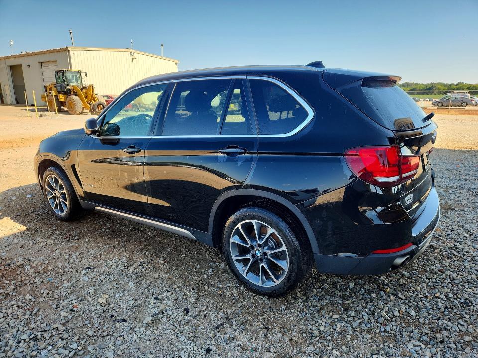 Zdjęcie 2 z aukcji – 2017 BMW X5 z VIN 5UXKR0C31H0X79391