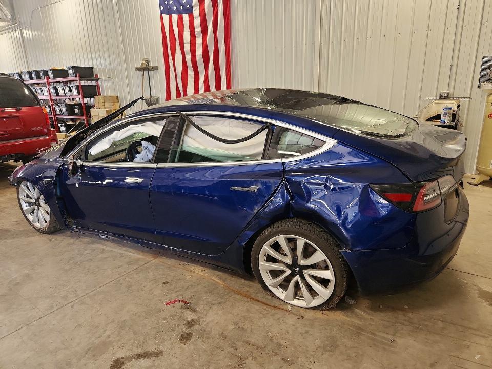 Photo 2 from auction – 2019 TESLA MODEL 3 with VIN 5YJ3E1EBXKF210995