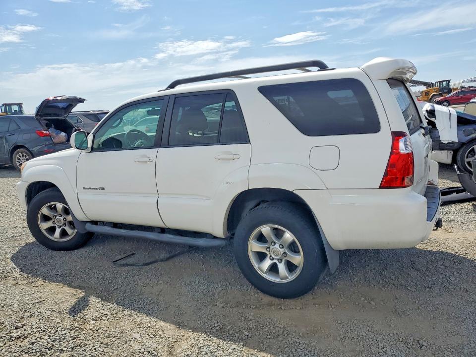Photo 2 from auction – 2007 TOYOTA 4RUNNER with VIN JTEBU14R970111034