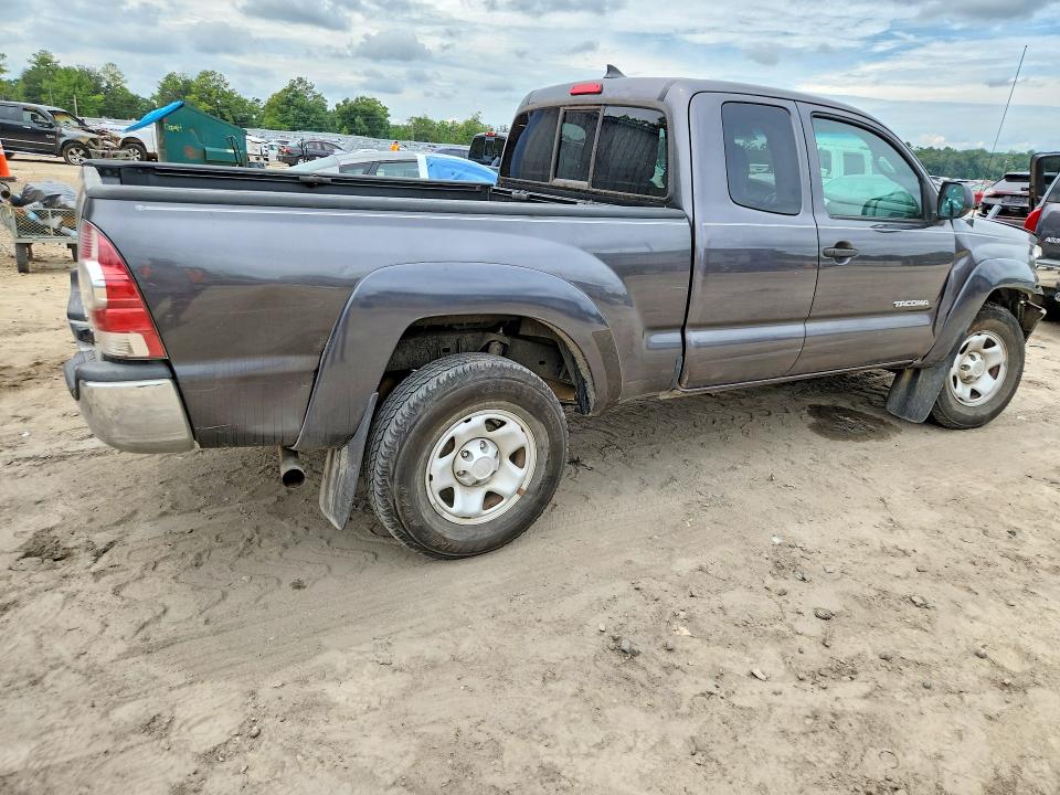 Photo 3 from auction – 2015 TOYOTA TACOMA with VIN 5TFTU4GN7FX071268