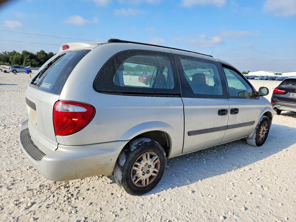 Photo 3 from auction – 2005 DODGE GRAND CARAVAN with VIN 1D4GP24R85B167512