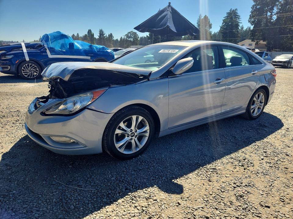 HYUNDAI SONATA 2011 with VIN 5NPEC4AC2BH136228 - Photo from auction