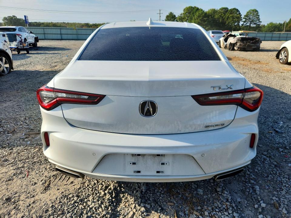 Снимка 6 от търг – 2021 ACURA TLX с VIN 19UUB6F4XMA002350