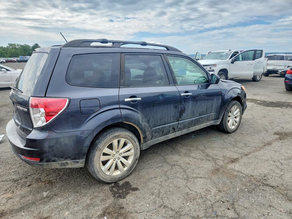 Photo 3 from auction – 2012 SUBARU FORESTER with VIN JF2SHBDC6CH446663