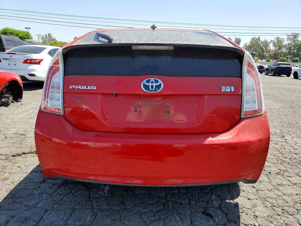 Photo 6 from auction – 2015 TOYOTA PRIUS with VIN JTDKN3DU2F0401521