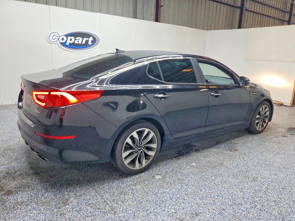Photo 3 from auction – 2015 KIA OPTIMA with VIN 5XXGR4A7XFG512928