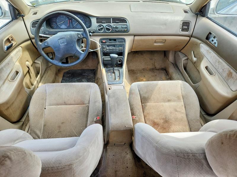 Photo 8 from auction – 1997 HONDA ACCORD with VIN 1HGCD5680VA176626